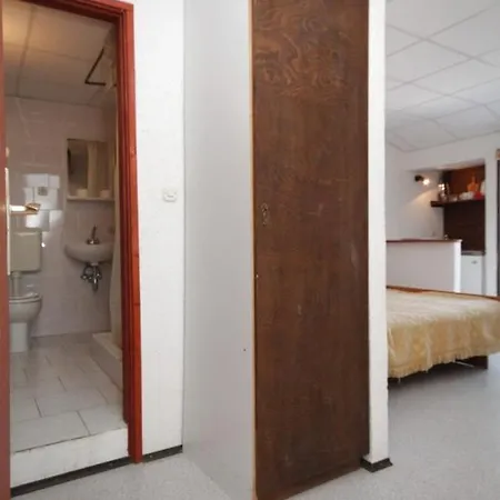 Gasthuis And By The Sea Zaklopatica, - 8339 Lastovo