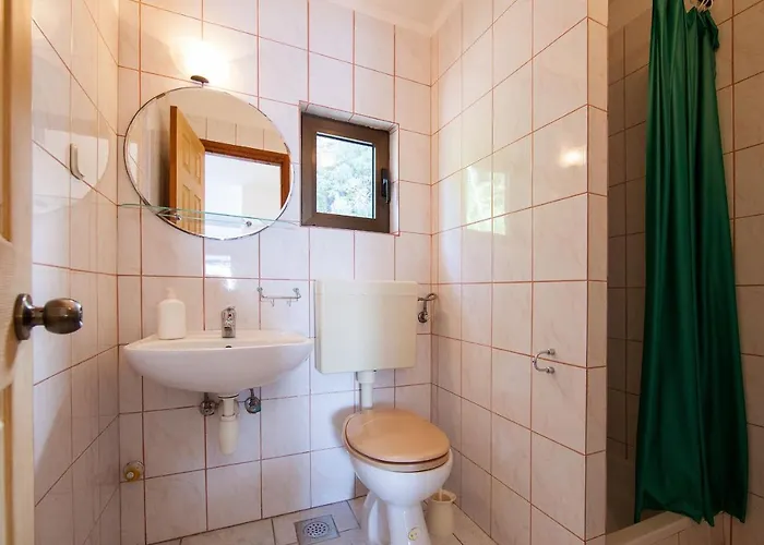 招待所 And By The Sea Zaklopatica, - 8339