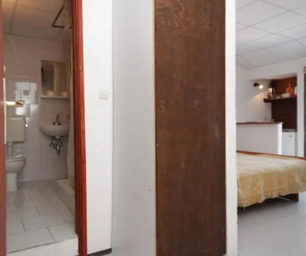 招待所 And By The Sea Zaklopatica, - 8339 Lastovo